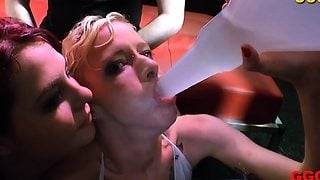 BBW vs Skinny in nasty Pissing Gangbang 666Bukkake
