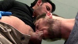 Muscle doctor anal sex and cumshot